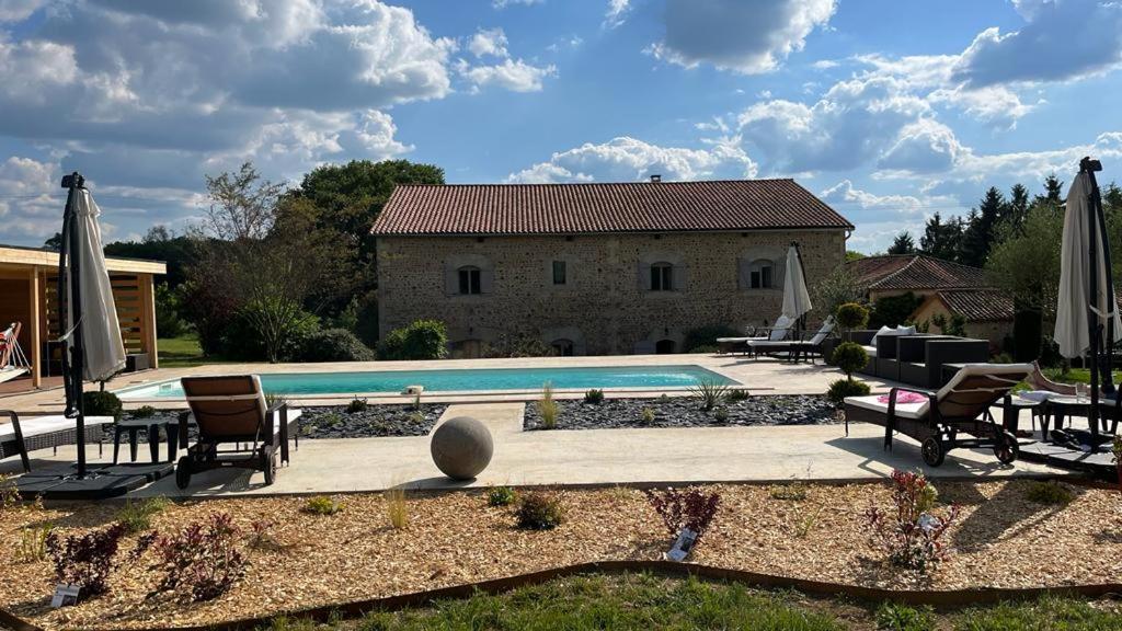 Tendance Campagne Chambre D'Hotes Marillac Exterior photo